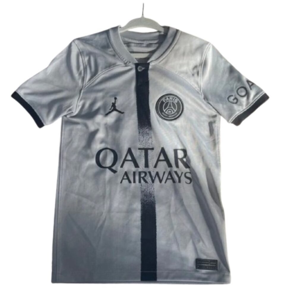 Jordan Kids XS PSG grey and Black Jersey